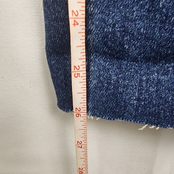 Judy Blue Distressed Boyfriend Fit Red Plaid Underlay Relaxed Holiday Size 30 - Picture 7 of 7